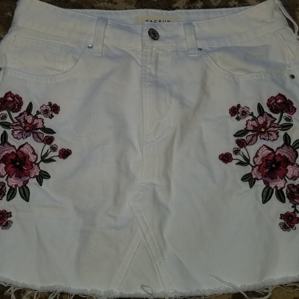 Pacsun Los Angeles skirt